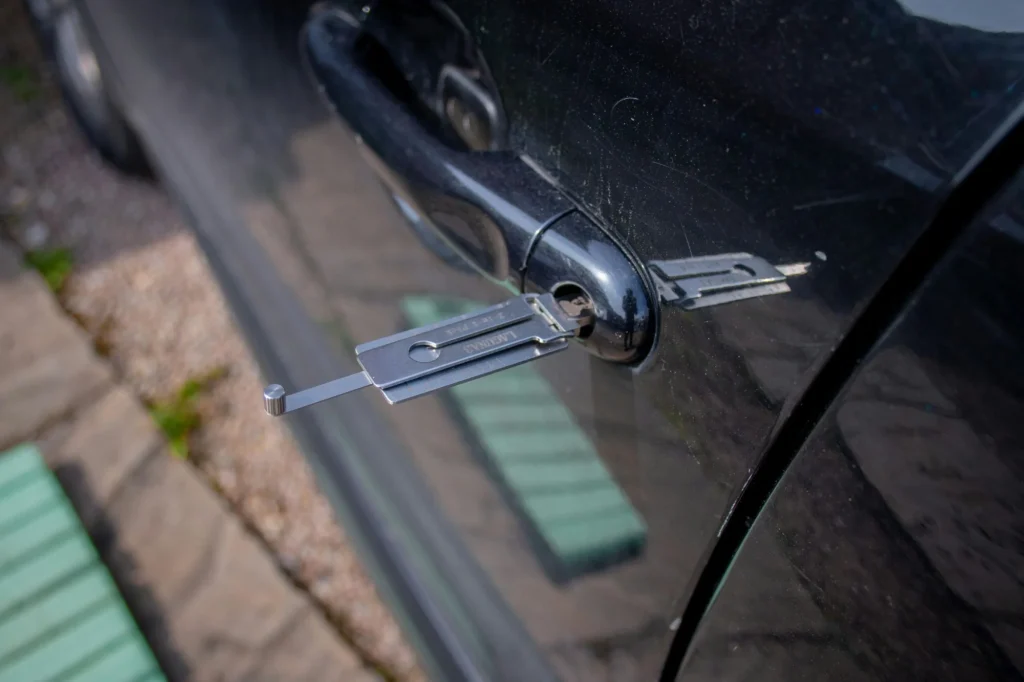 auto locksmith